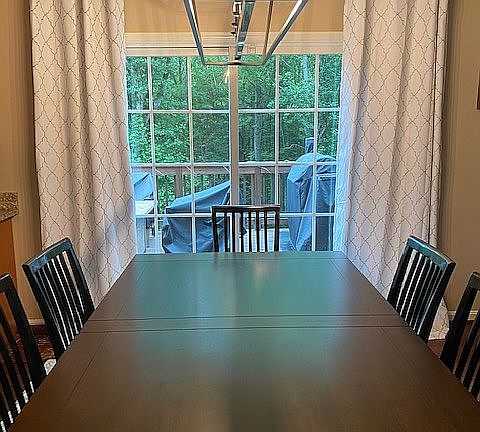5th image of 20 Robinson Hill Ln