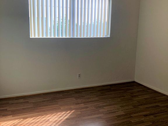 4th image of 611 N Alhambra Ave APT I