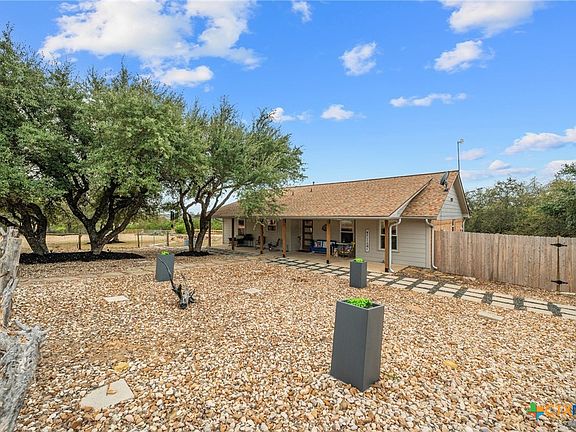 4th image of 401 Ranchview Rd