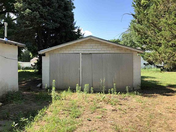 4th image of 1213 W Colorado Ave