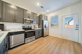 Country Lane Townhomes — Photo 53
