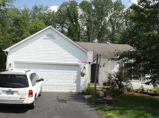 281 Kestrel Dr, Blacklick, OH 43004