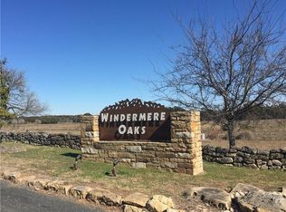 141 Coventry Rd, Spicewood, TX 78669