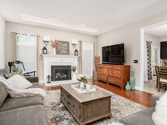 5th image of 7659 Wallsend Ct