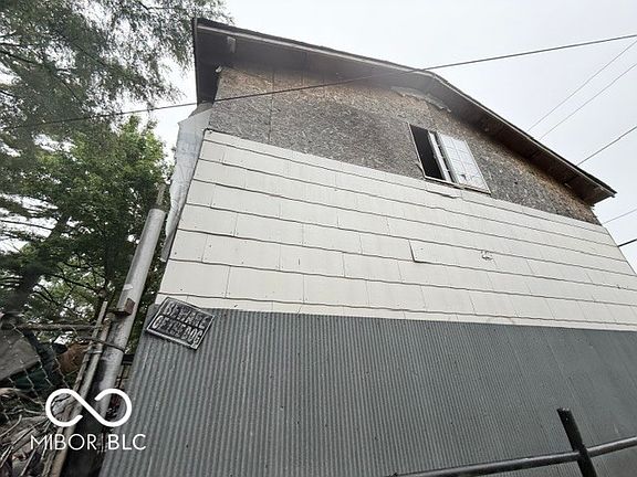 5th image of 835 N Beville Ave