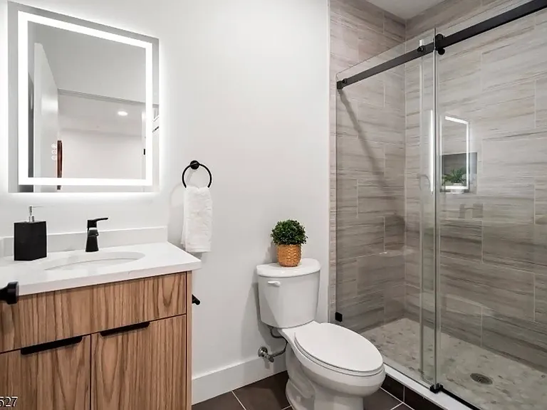 310 W Jersey St — Photo 10