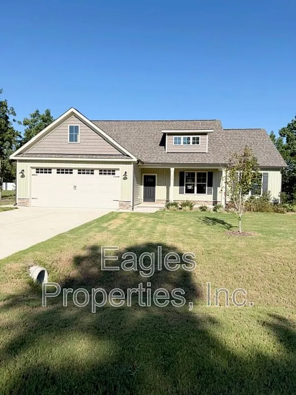 3 bed, 2.0 bath, 1656 sqft, $1,900 — Photo 1