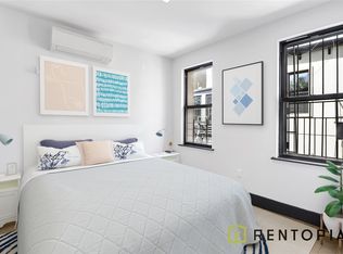 202 Scholes St #2E, Brooklyn, NY 11206