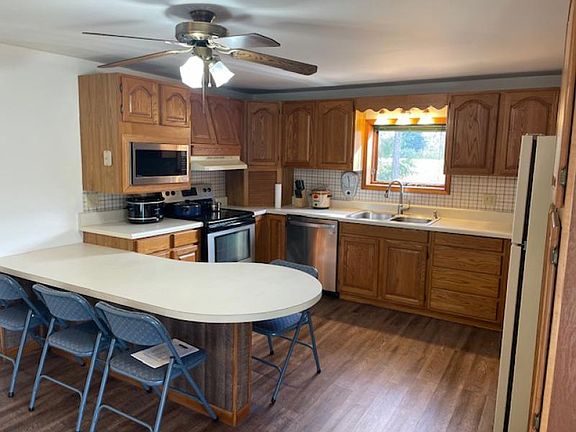 4th image of 1200 W Sanilac Rd