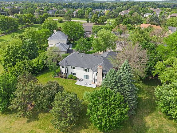 2nd image of 2065 Woodstone Ct