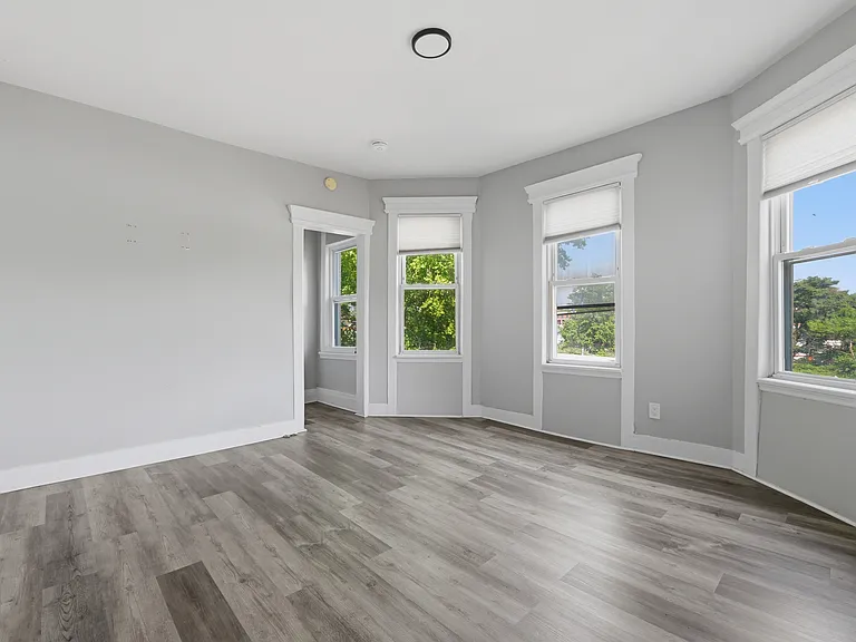 68 Mill St #6 — Photo 2