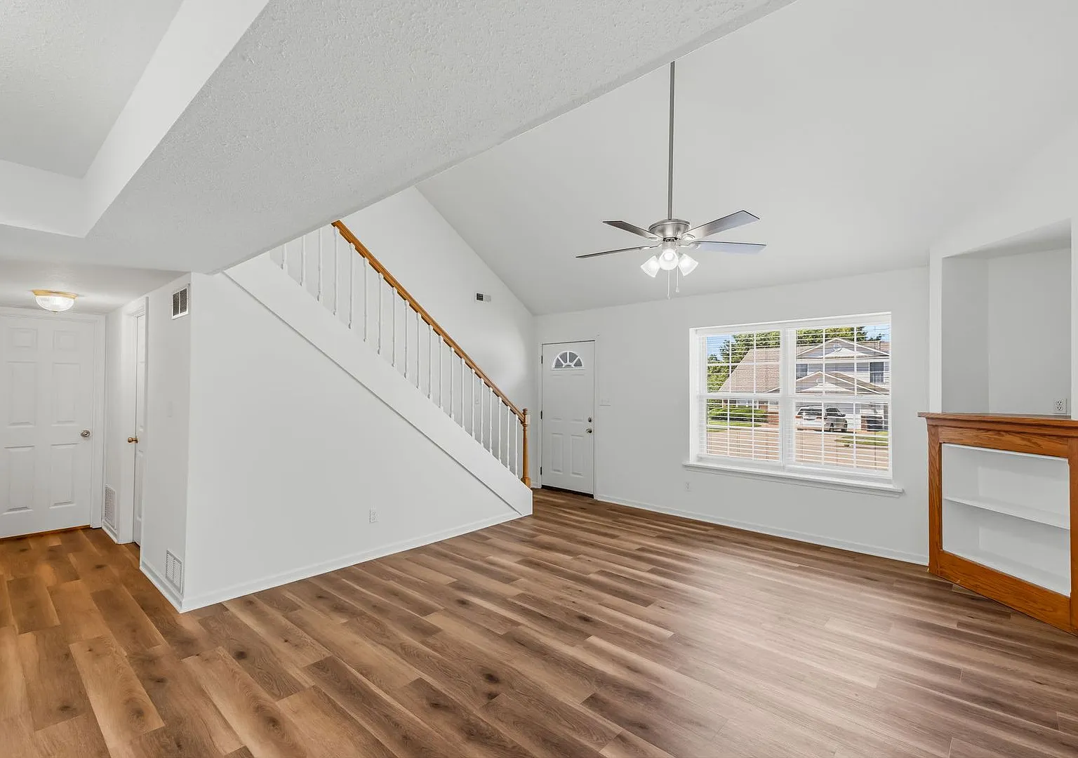 5000-5002 Carrie Ridge Dr. — Photo 2