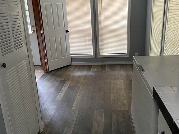 4th image of 3012 W Tahoe Trl