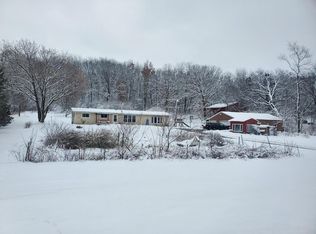 4024 Oak Park Rd, Deerfield, WI 53531