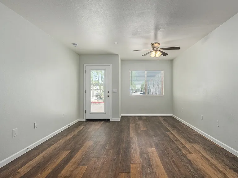5112 N 17th Ave — Photo 14