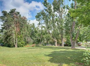 4 Skyline Dr, Orillia, ON L3V 3V7