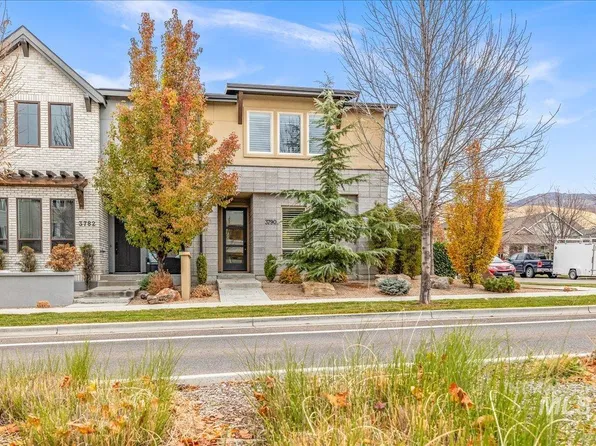 3790 E Parkcenter Blvd, Boise, ID 83716