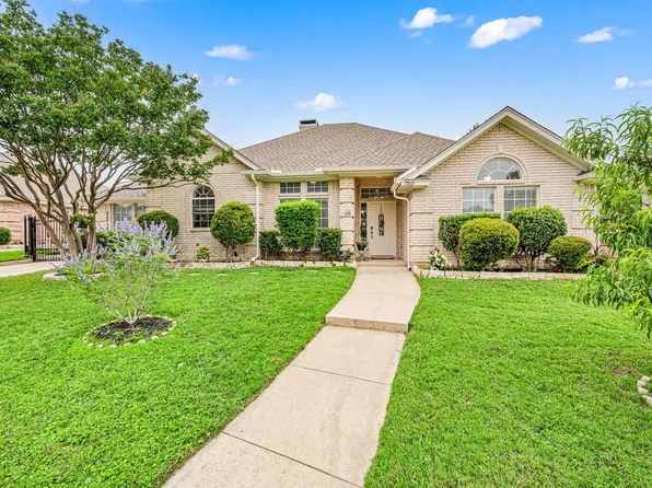 7809 Hightower Dr, North Richland Hills, TX 76182