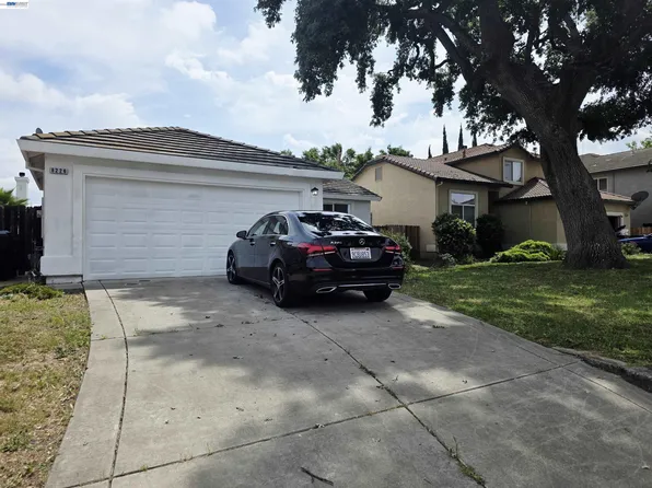 8226 Windmill Oaks Pl, Antelope, CA 95843