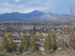 3540 SW Hillcrest Ct, Redmond, OR 97756