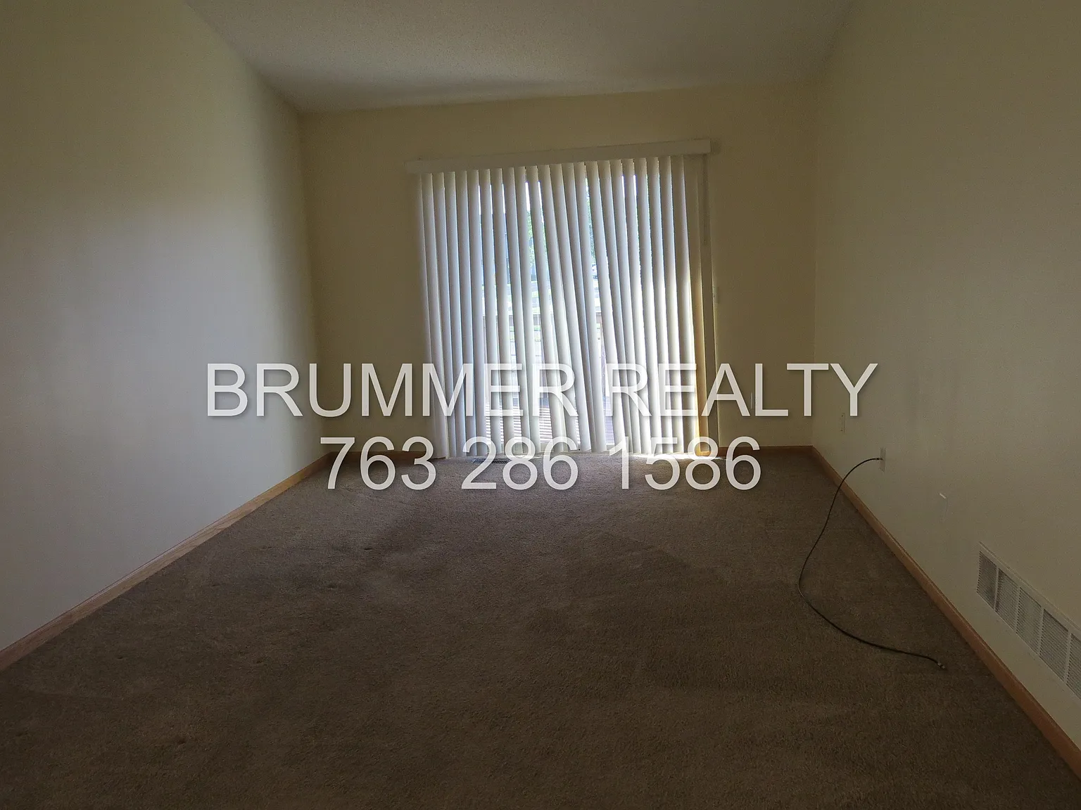 3 bed, $2,000 — Photo 3