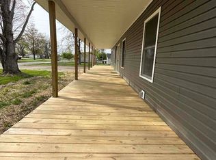 2559 N Melody St, Scottsburg, IN 47170