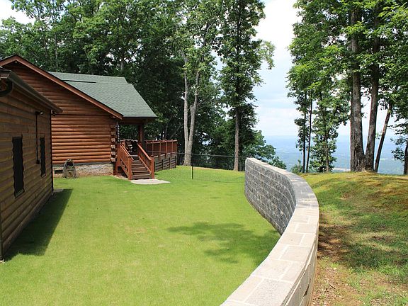 4th image of 796 Valley View Ln