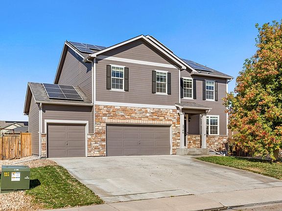 3rd image of 3746 Torch Lily St