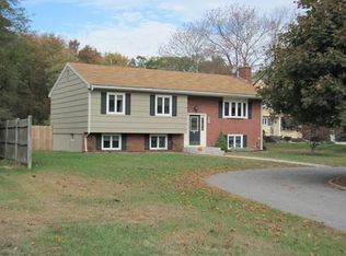 29 Betten Ct, Franklin, MA 02038