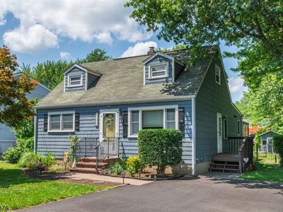 1360 Valley Rd, Stirling, NJ, 07980