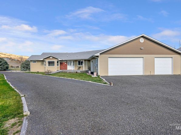 143 Sawyer Dr, Buhl, ID 83316