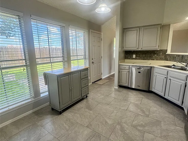 15702 Roxton Ridge Dr — Photo 16