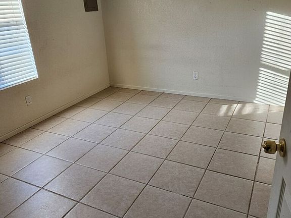 2nd image of 1000 W Avenue J #3A