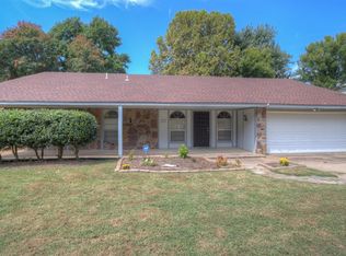 7004 S Date Ave, Broken Arrow, OK 74011