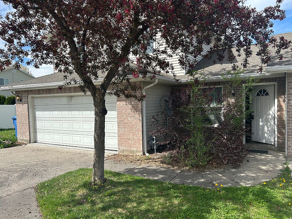 1st image of 432 W Spring Ln