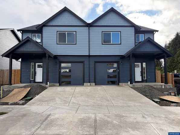 1542 Barn 1550 St, Woodburn, OR 97071
