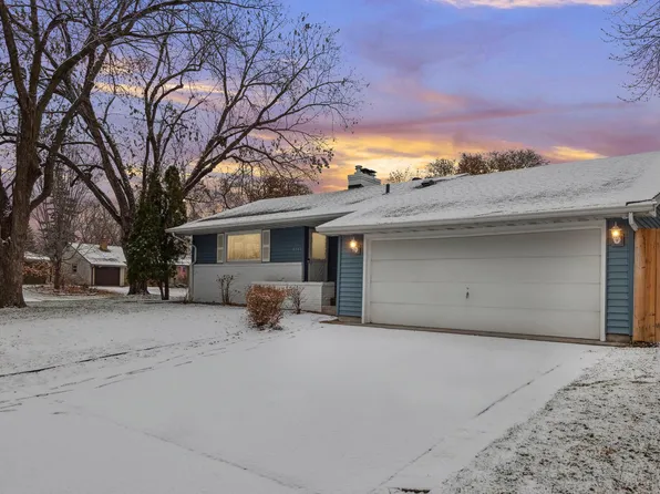 4549 Chowen Ave N, Robbinsdale, MN 55422