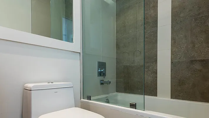 Rented by Nooklyn NYC LLC | media 68