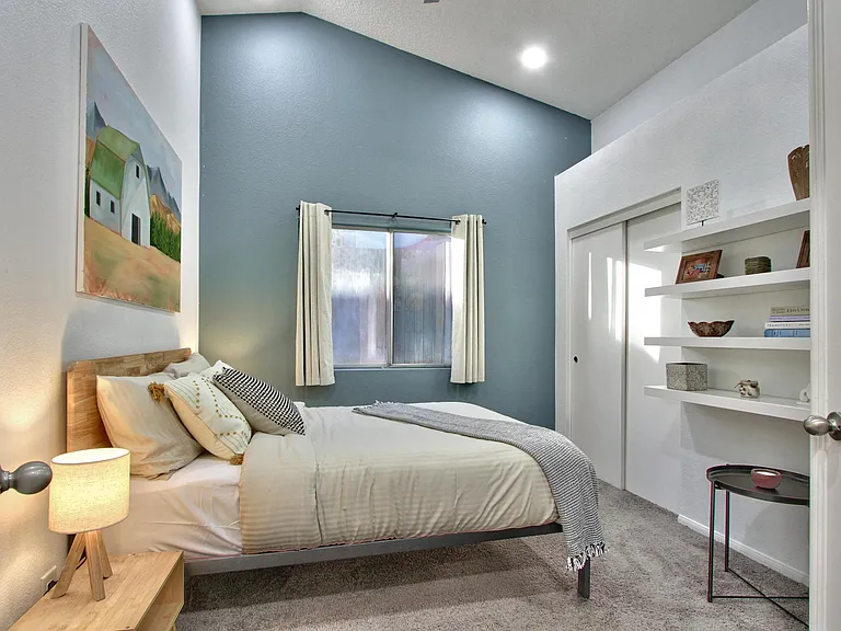 27086 Winchester Creek Ave — Photo 17