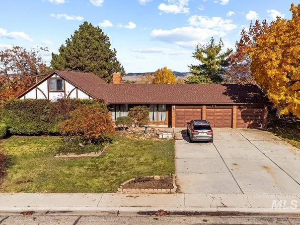 5260 N Sorrento Dr, Boise, ID 83704