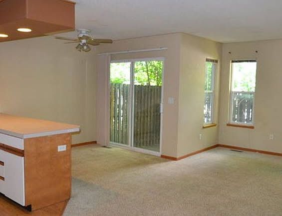 2nd image of 1637 Westbridge Dr Unit B2