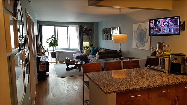 2nd image of 324 Pleasant Ave APT 4F