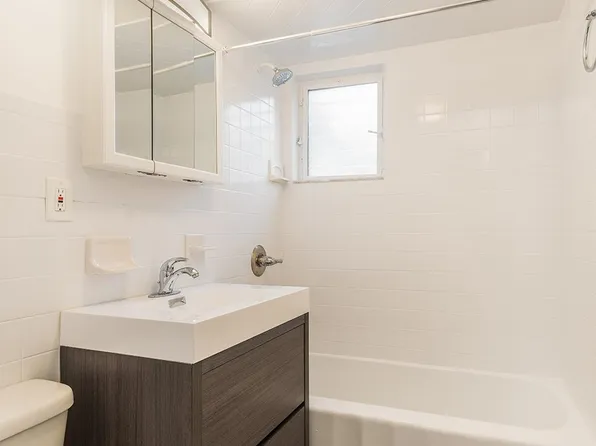 117 Sherman Avenue image 5 of 29