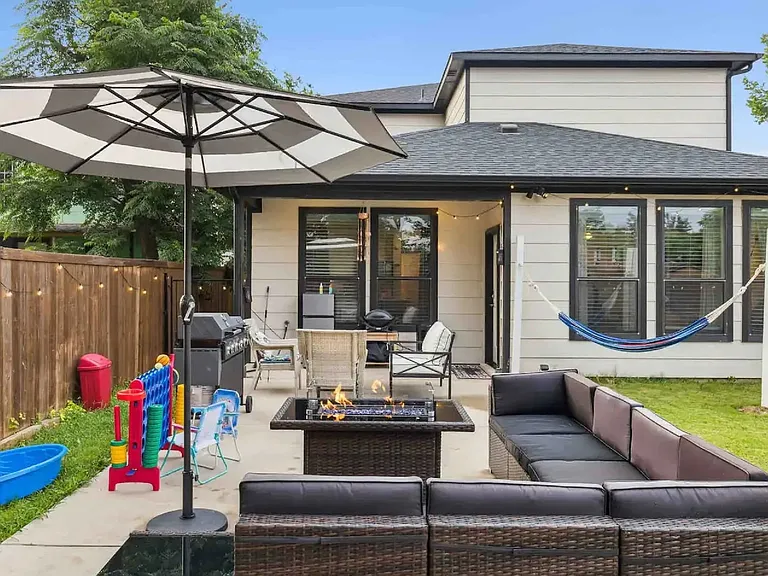 3618 McBroom St — Photo 7