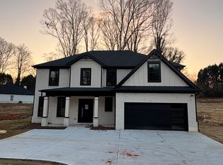 322 Miles Patrick Rd, Winder, GA 30680