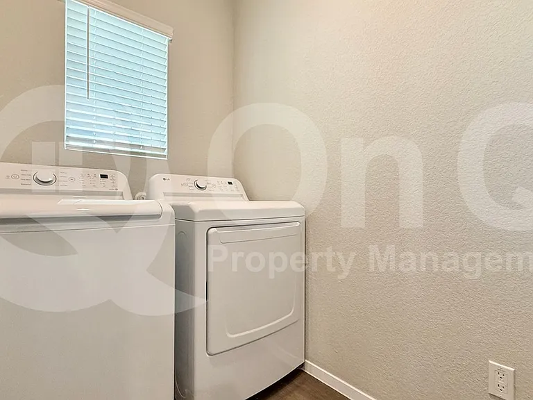 2501 Totley Rd — Photo 17