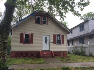 1052 No 35 St, Camden, NJ 08105