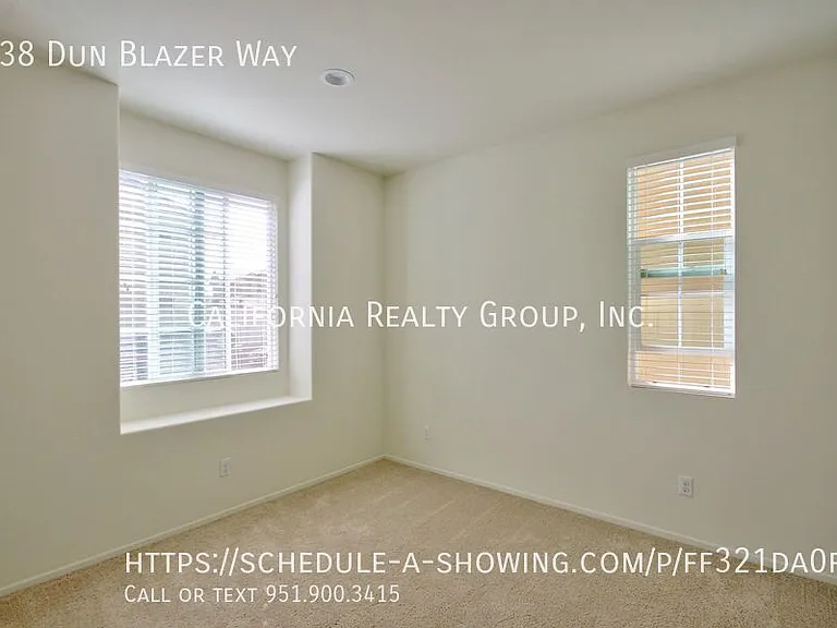 338 Dun Blazer Way — Photo 8