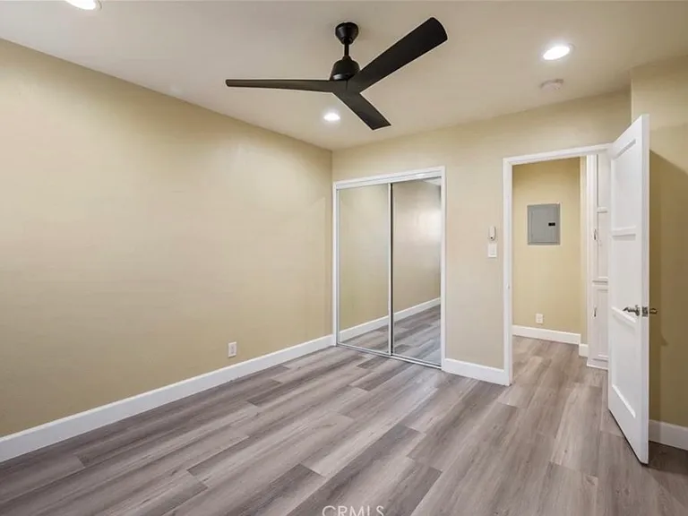 15717 Brighton Ave #B — Photo 10