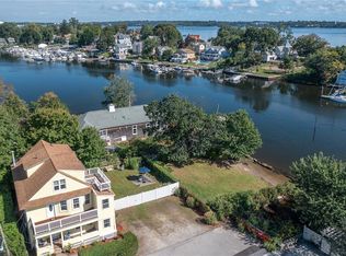 7 Remington St FLOOR 2, Warwick, RI 02888
